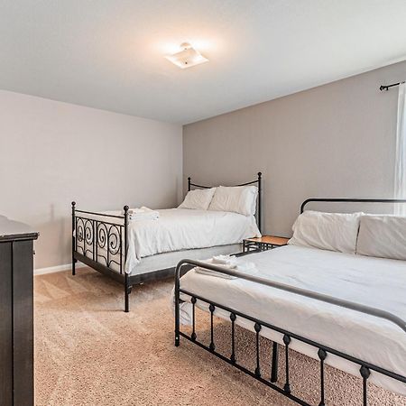 Luxury 5Br Dallas Retreat With Business Amenities - Perfect For Business Travelers, Families & Groups Exteriör bild