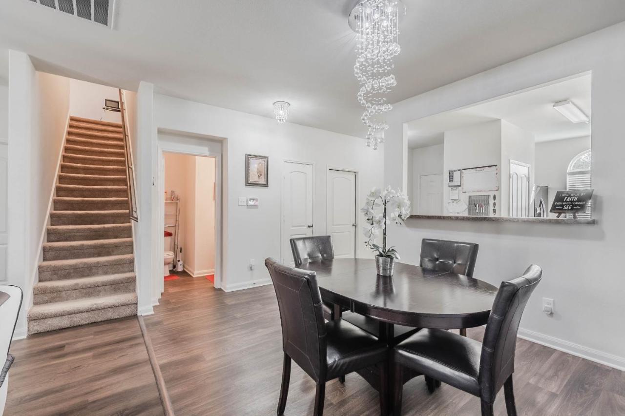 Luxury 5Br Dallas Retreat With Business Amenities - Perfect For Business Travelers, Families & Groups Exteriör bild