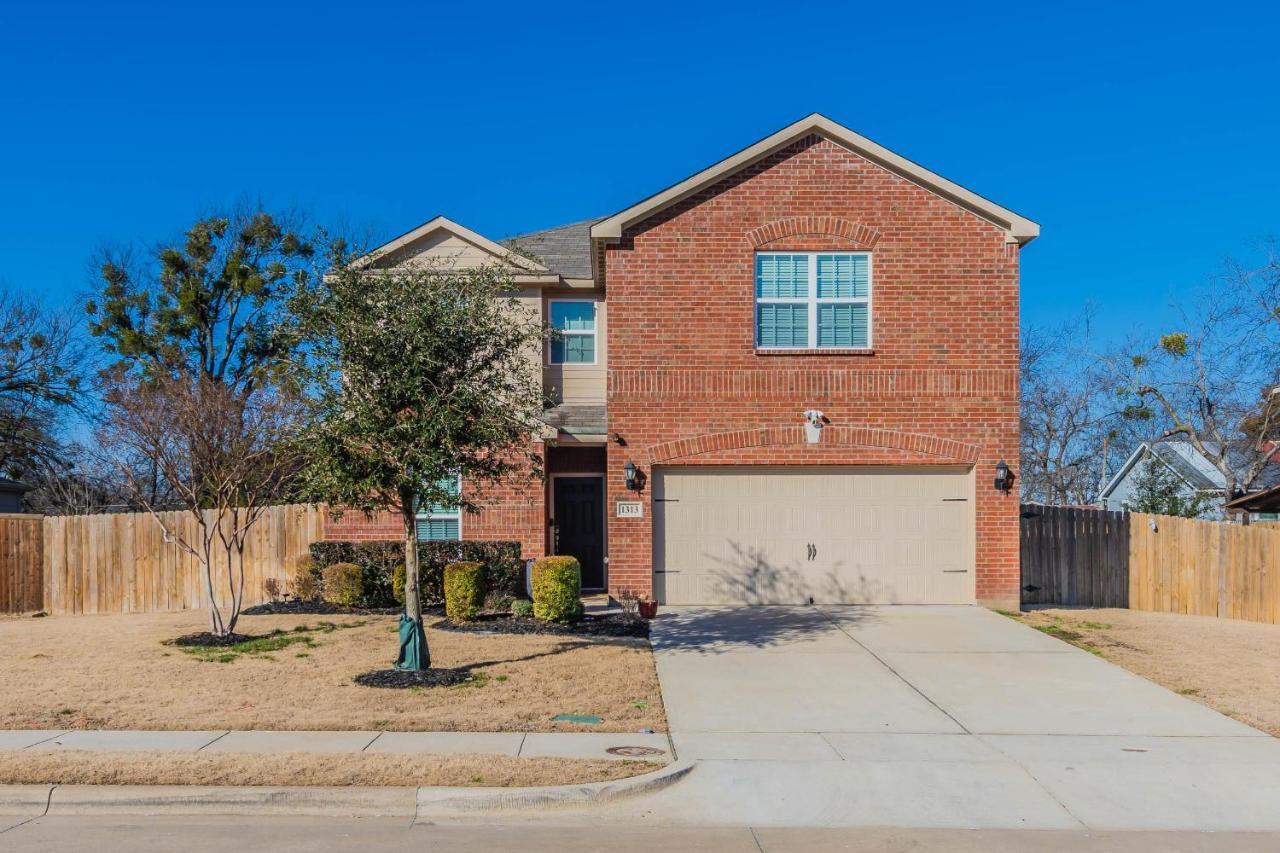 Luxury 5Br Dallas Retreat With Business Amenities - Perfect For Business Travelers, Families & Groups Exteriör bild