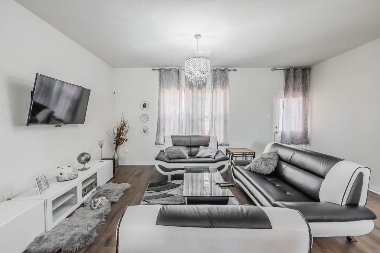 Luxury 5Br Dallas Retreat With Business Amenities - Perfect For Business Travelers, Families & Groups Exteriör bild