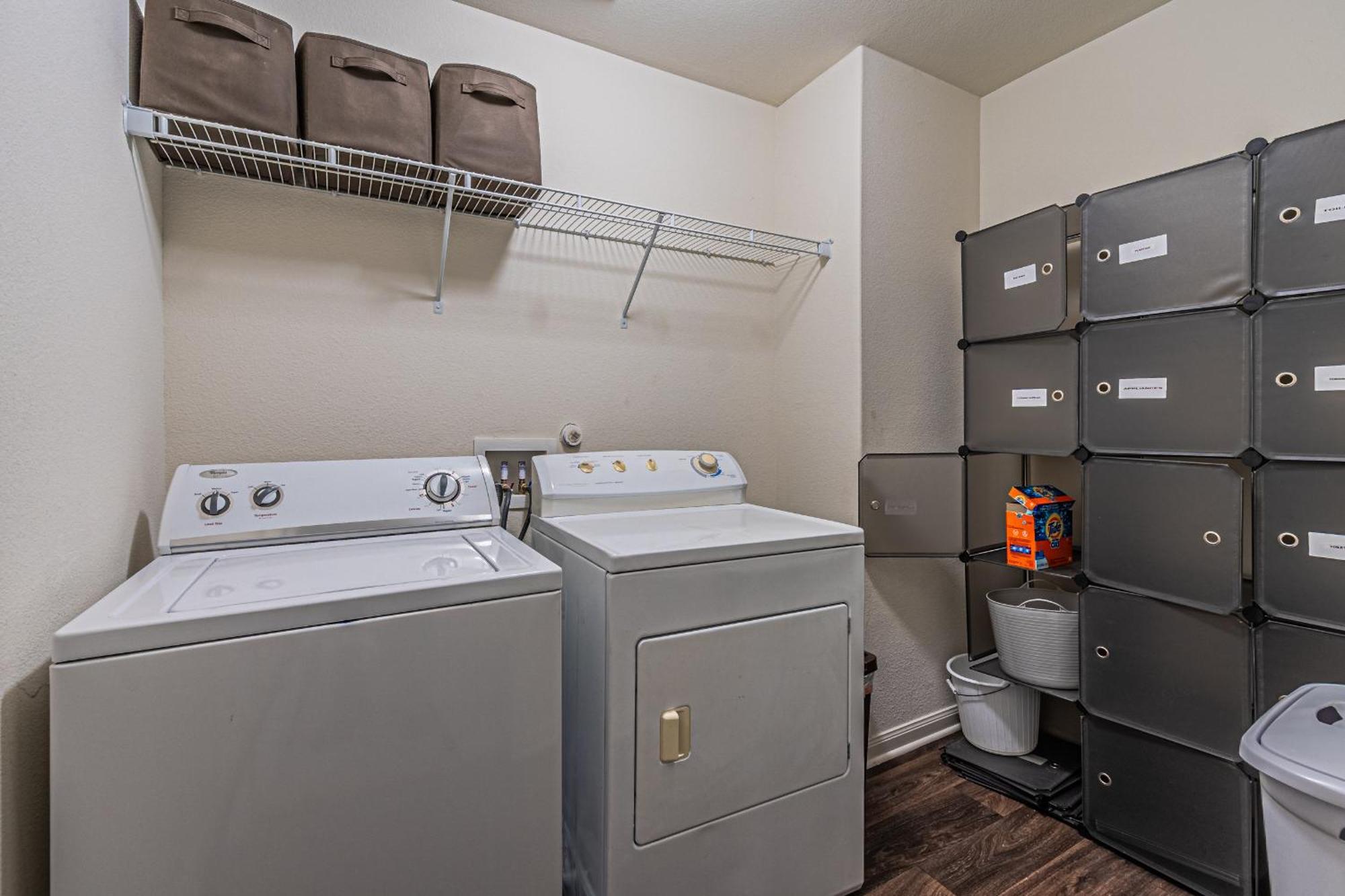 Luxury 5Br Dallas Retreat With Business Amenities - Perfect For Business Travelers, Families & Groups Exteriör bild