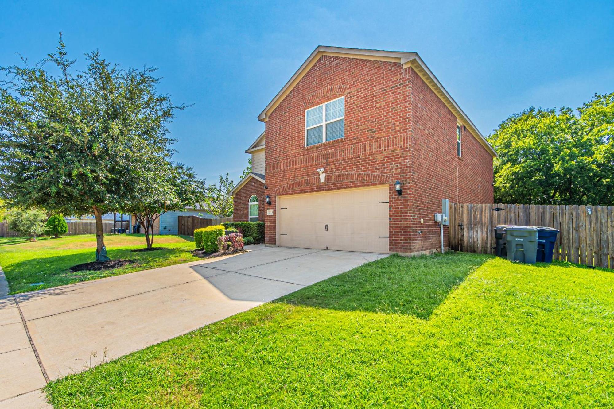Luxury 5Br Dallas Retreat With Business Amenities - Perfect For Business Travelers, Families & Groups Exteriör bild